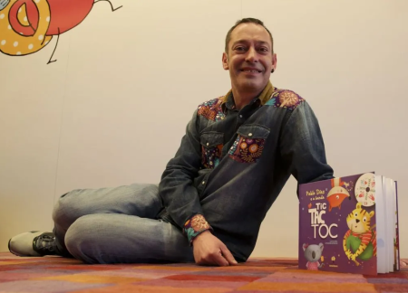 Imaxe A Hora do Conto con Pablo Díaz na biblioteca de Oleiros (crianzas de 2 a...