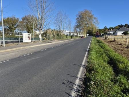 Image O Concello insiste na necesidade de ampliar a calzada e construír...