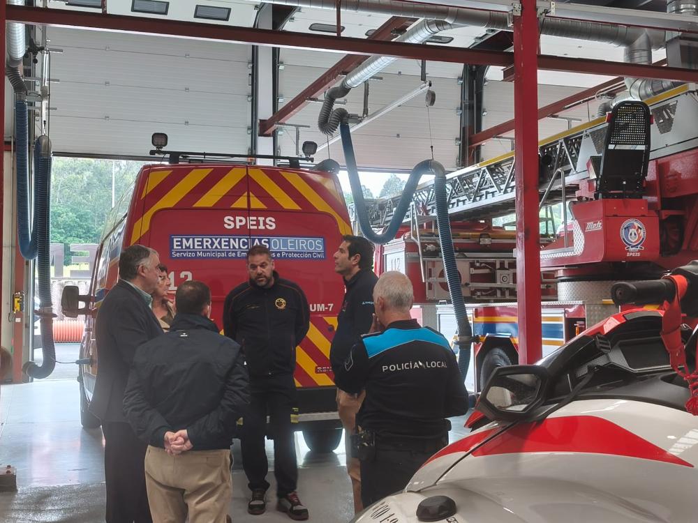 Imagen O Concello amosa a súa capacidade operativa en emerxencias aos responsables do 112 e a Xunta