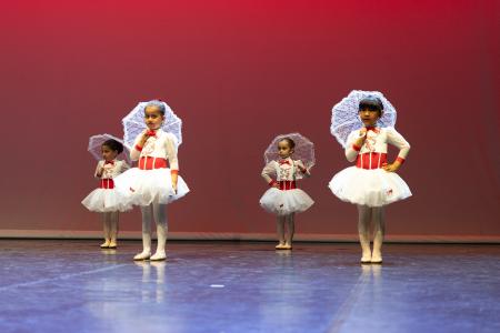 Imaxe A Escola Municipal de Danza de Oleiros conquista o público co...