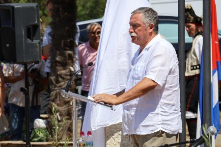Image Ángel García Seoane, condecorado coa Medalla da Amizade do ICAP no...