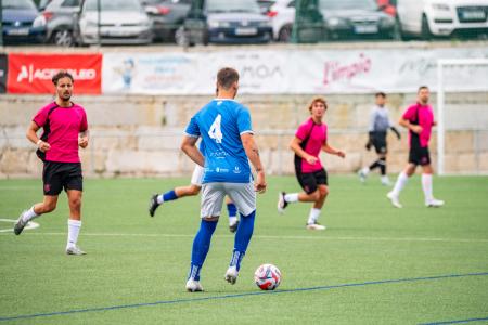 Imaxe Mañá mércores dispútanse as semifinais do LV Trofeo Concello de Oleiros...