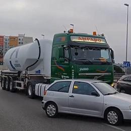 Imagen Ministerio de Transportes e compañías aseguradoras responsables dun novo caos circulatorio nos accesos á cidade