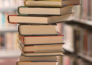 Imagen El Ayuntamiento reparte los premios del concurso literario Descubriendo Oleiros