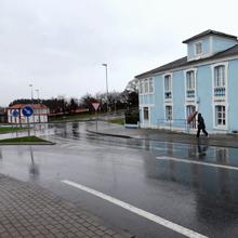 Imagen Oleiros reitera su petición ante la Xunta para que lleve a cabo repintado del paso de peatones que da acceso al colegio A Rabadeira