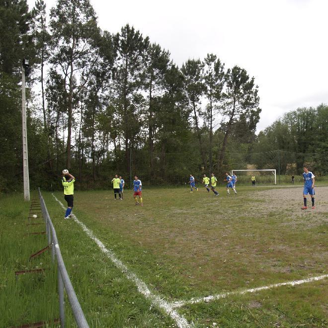 Imagen O Concello mellorará as instalacións do campo de fútbol de Iñás