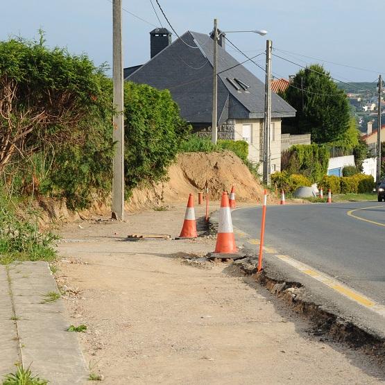 Imagen O alcalde asina o convenio coa Deputación para a construción do carril bici entre Santa Cruz e Mera