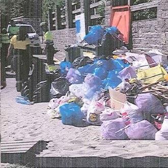 Imagen Unha festa de alumnos de Inef causa graves estragos na casa municipal da praia de Bastiagueiro