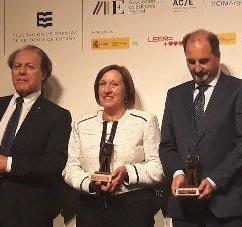 Imagen Recepción do Premio Liber 2017 ao fomento da lectura concedido ás Bibliotecas de Oleiros