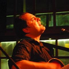 Imagen Paris Joel presenta o seu primeiro poemario o xoves nas Torres de Santa Cruz