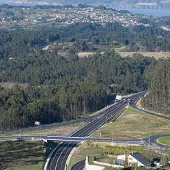 Imagen O Concello de Oleiros insiste na necesidade de que a vía Ártabra quede conectada coa AP-9