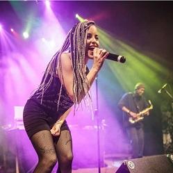 Imagen O Festival Elas Son Artistas trae a música de Berta Bittersweet á Fábrica