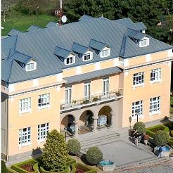 Imagen Os violadores de 'La manada' son declarados persoas non gratas no Concello de Oleiros