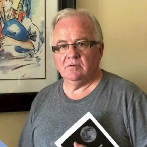 Imagen As Torres de Santa Cruz acolle a presentación do poemario 'Versos noctámbulos'