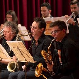 Imagen A Big Band da Escola Municipal de Música actúa o sábado na Fábrica