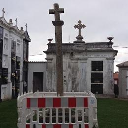 Imagen O Concello vai abrirlle un expediente á Igrexa para que repare o cruceiro de Dexo
