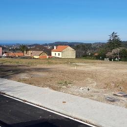 Imagen O Concello vai sacar á venda parcelas para a construción de pisos de prezo taxado en Xaz, Oleiros e Mera