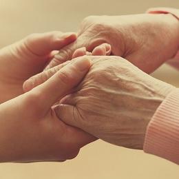 Imagen O Concello de Oleiros reforza o servizo de axuda no fogar para atender ás persoas maiores e dependentes