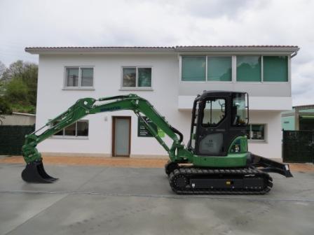 Imagen O CONCELLO ADQUIRE UNHA NOVA PALA ESCAVADORA