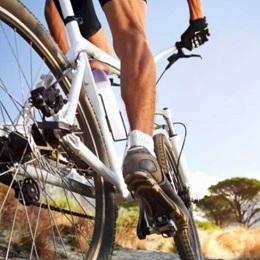 Imagen Os peóns teñen preferencia sobre as bicicletas en parques e paseos sen carril bici