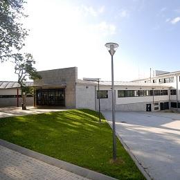 Imagen O Concello demandará á Xunta a construción dunha cuberta no patio do CEIP Juana de Vega