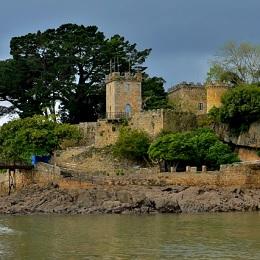Imagen O Castelo iluminarase de verde polo Día Mundial contra o cancro