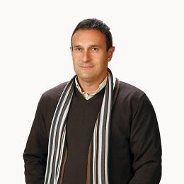 Imagen Ton G. Candame presenta o venres na Casa Charry a súa obra Como rocas en medio del mar