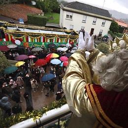Imagen Os Reis Magos chegan a Oleiros para percorrer todas as parroquias